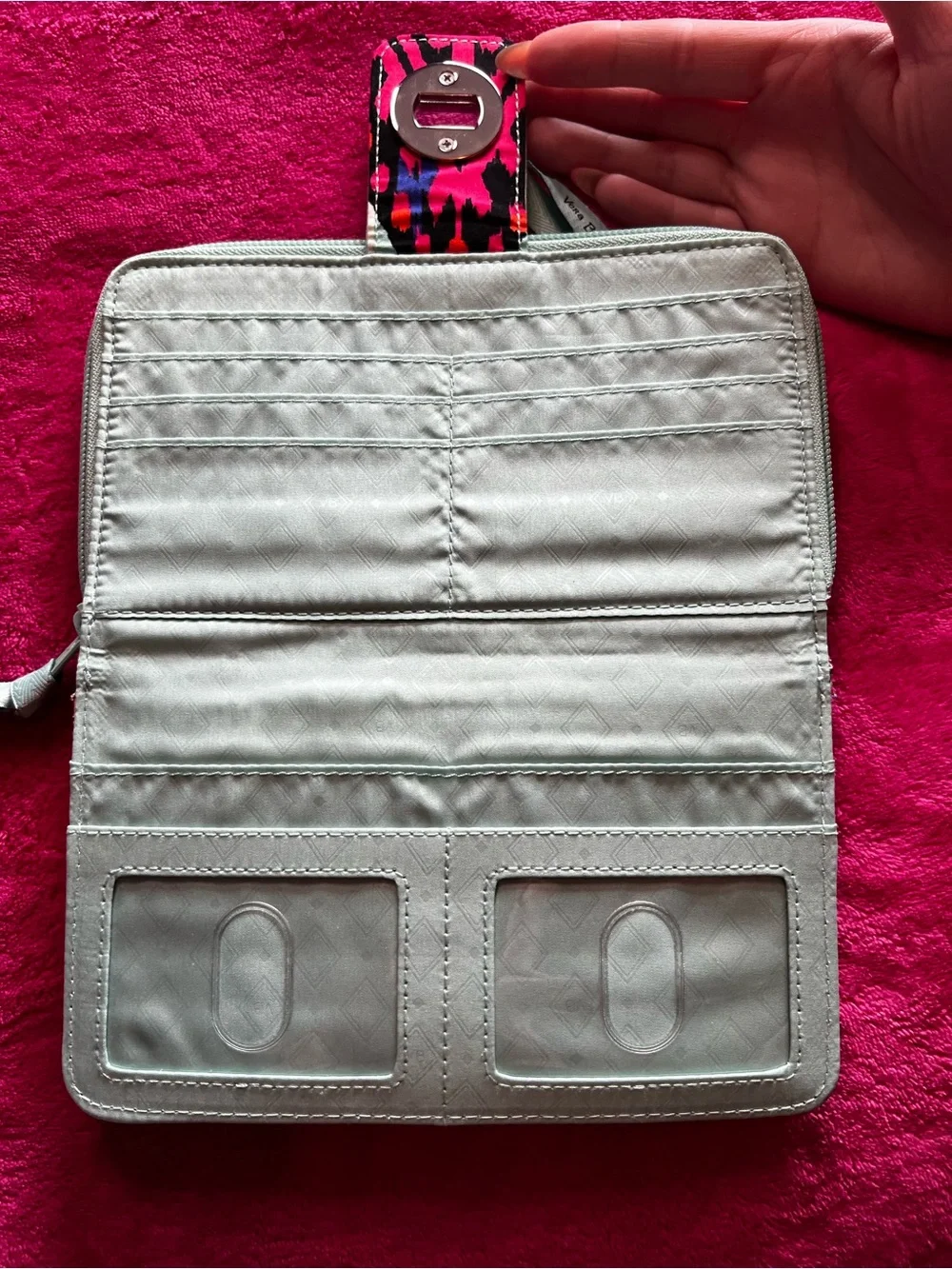 Pueblo Turnlock Wallet- Vera Bradley 2018 - Picture 4 of 6